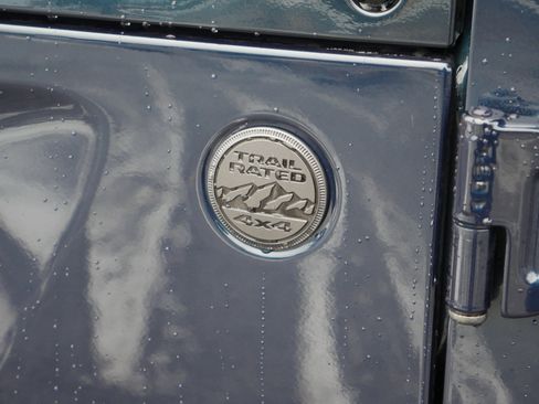 Used 2025 Jeep Wrangler Sport S image 16