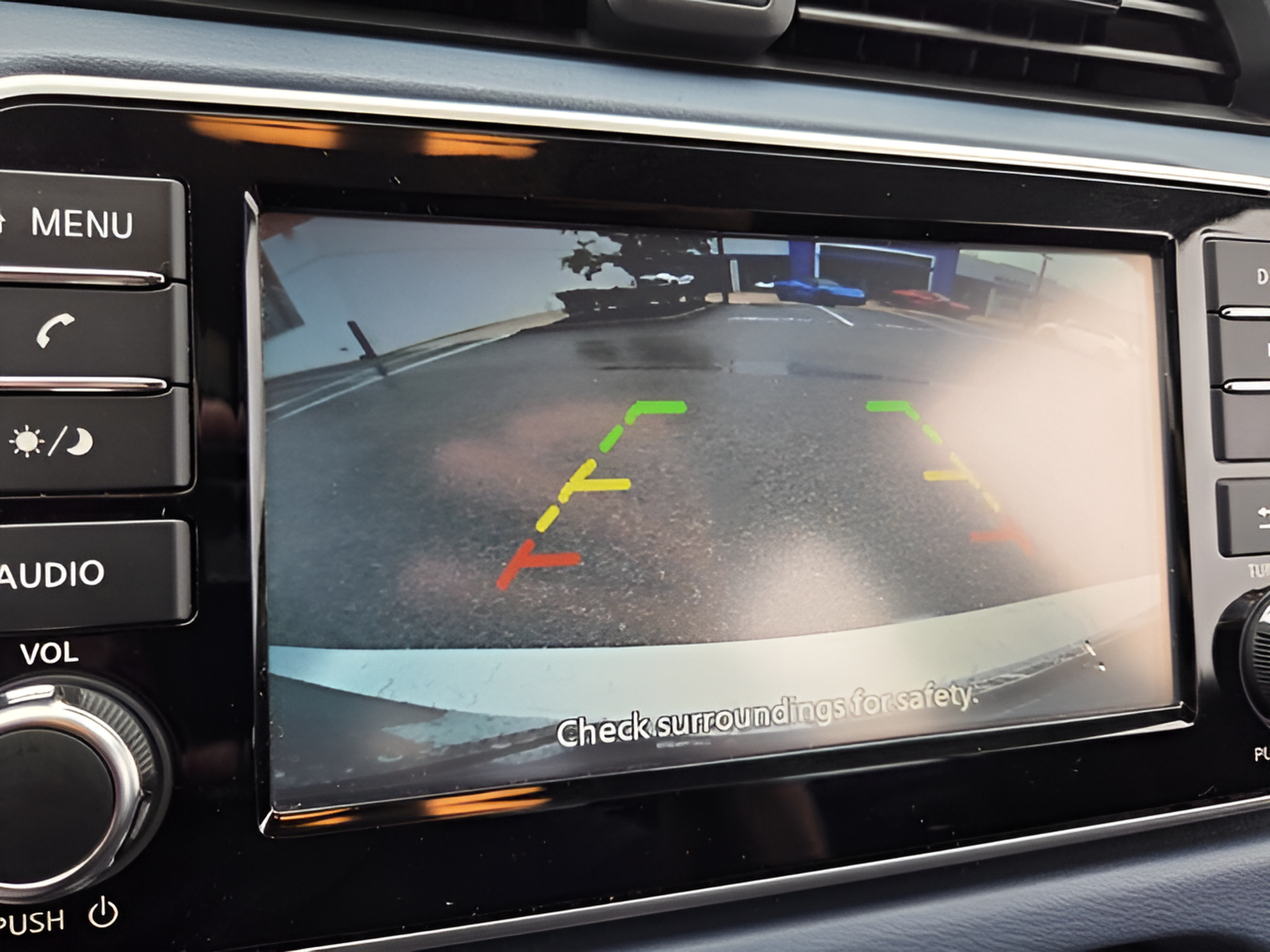 Used 2025 Nissan Versa SV FWD image 19