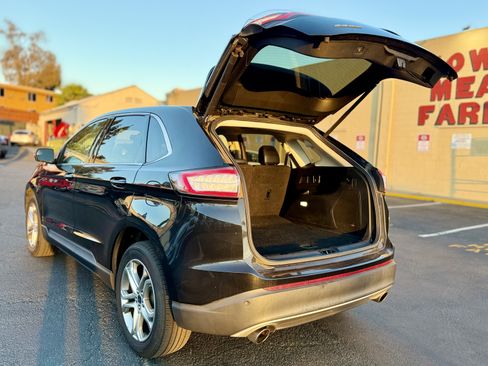 Used 2015 Ford Edge Titanium AWD/4WD image 10