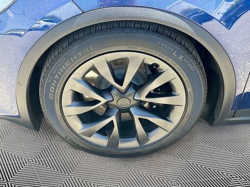 Used 2022 Tesla Model X AWD/4WD image 30