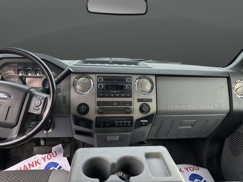 Used 2013 Ford F350 XLT w/ XLT Premium Pkg image 5