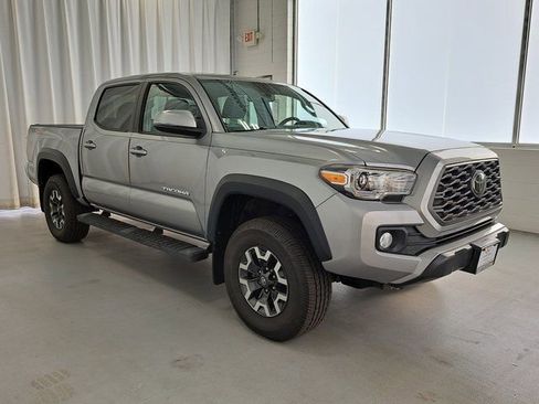 Used 2021 Toyota Tacoma TRD Off-Road AWD/4WD image 4
