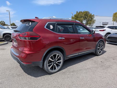 Used 2020 Nissan Rogue SL w/ Premium Package image 4