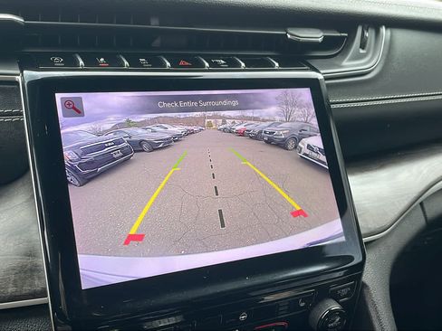 Certified 2023 Jeep Grand Cherokee Limited image 17