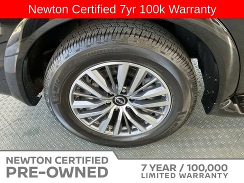 Used 2023 Nissan Armada SL w/ Captain's Chairs Package RWD image 51