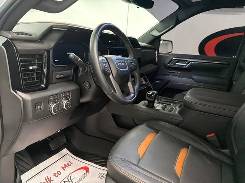 Used 2026 GMC Sierra 1500 AT4 w/ AT4 Premium Package AWD/4WD image 12