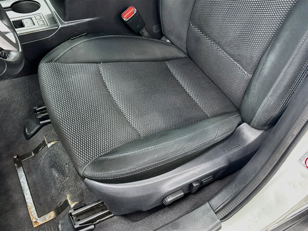 Used 2016 Subaru Outback 2.5i Premium AWD/4WD image 17