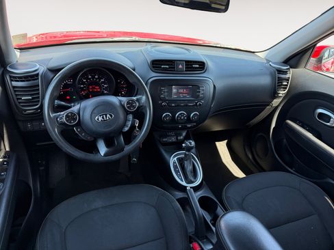 Used 2015 Kia Soul + FWD image 15