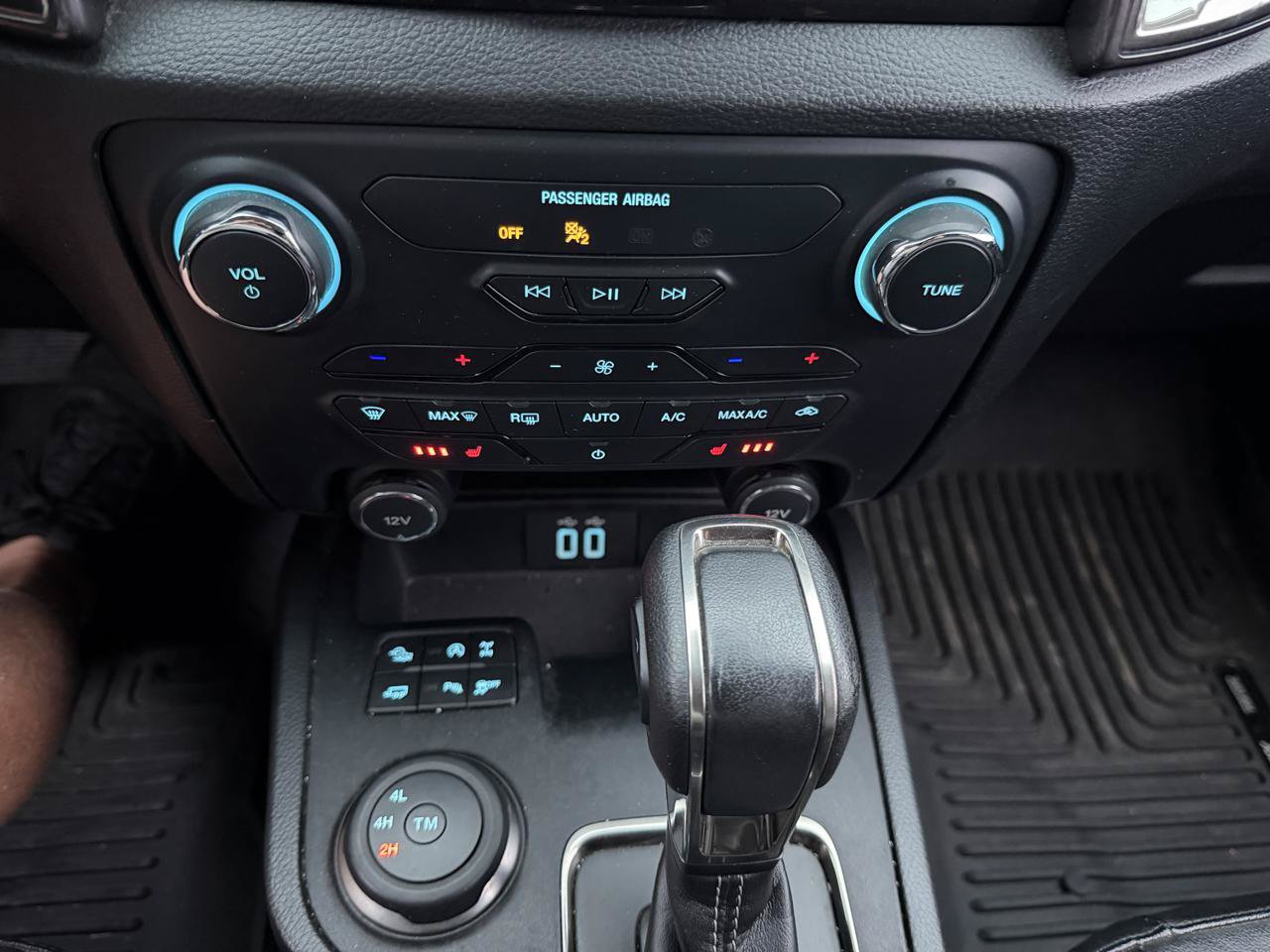 Used 2019 Ford Ranger Lariat w/ Equipment Group 501A Mid AWD/4WD image 14