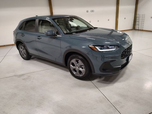 New 2026 Honda HR-V LX image 2