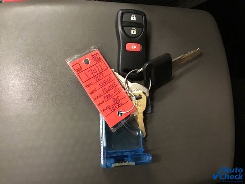 Used 2017 Nissan Frontier SV image 52