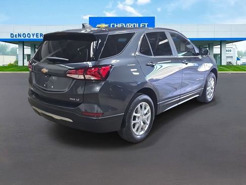Used 2022 Chevrolet Equinox LT image 9