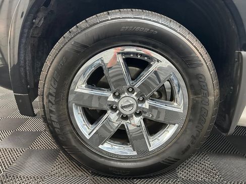 Used 2014 Nissan Armada Platinum w/ 2nd Row Captain Seat Package AWD/4WD image 39
