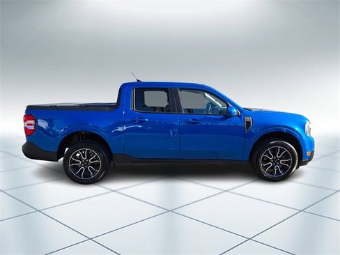 Used 2022 Ford Maverick Lariat w/ Lariat Luxury Package image 3