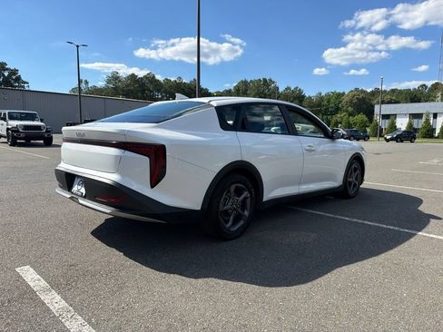 Used 2025 Kia K4 FWD image 5