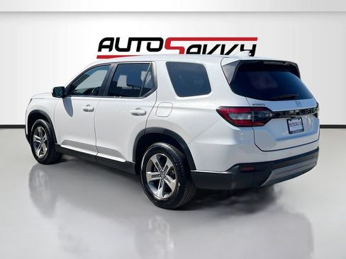 Used 2023 Honda Pilot EX-L image 5