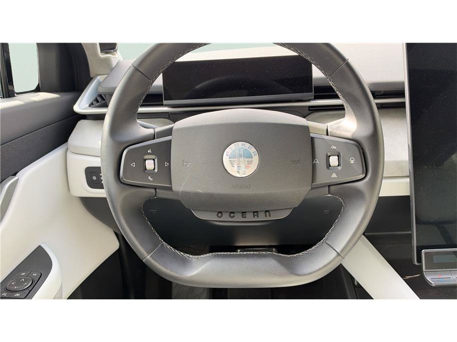 Used 2023 Fisker Ocean Extreme AWD/4WD image 31