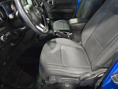 Used 2021 Jeep Wrangler Unlimited Sahara image 27