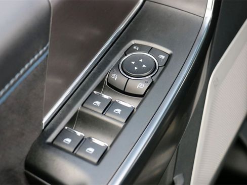 New 2025 Ford F150 Platinum w/ Equipment Group 702A High image 19