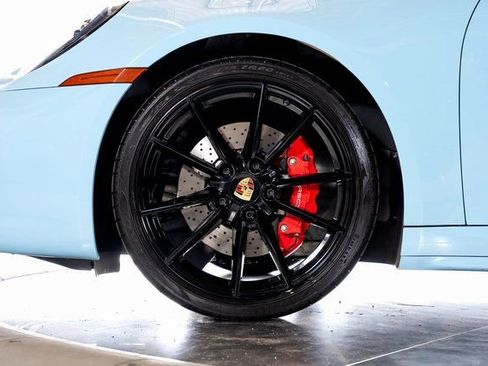 Used 2024 Porsche 911 Carrera 4S image 10