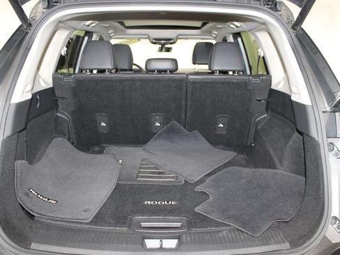 Used 2023 Nissan Rogue SL FWD image 30