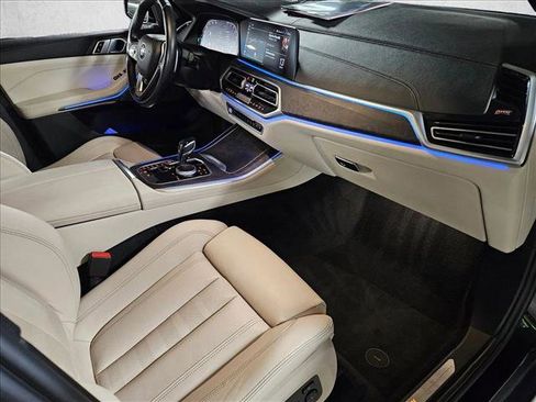 Used 2021 BMW X5 xDrive40i w/ Premium Package image 21