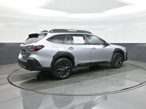 Used 2025 Subaru Outback Onyx Edition XT image 7