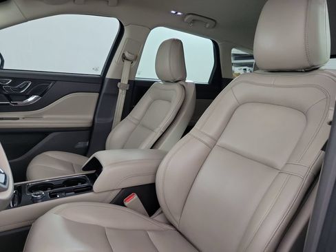 Certified 2022 Lincoln Corsair FWD image 18