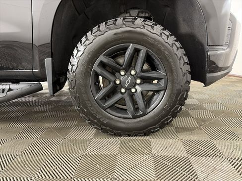 Used 2020 Chevrolet Silverado 1500 LT Trail Boss image 43