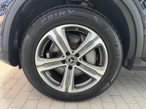 Used 2019 Mercedes-Benz GLC 300 4MATIC image 36