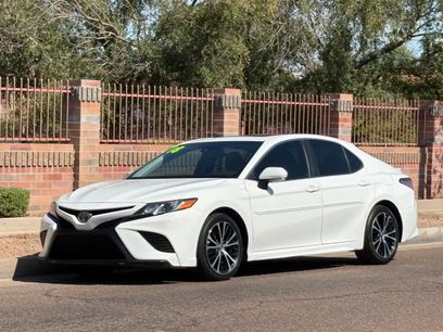 Used 2018 Toyota Camry SE w/ Moonroof Package