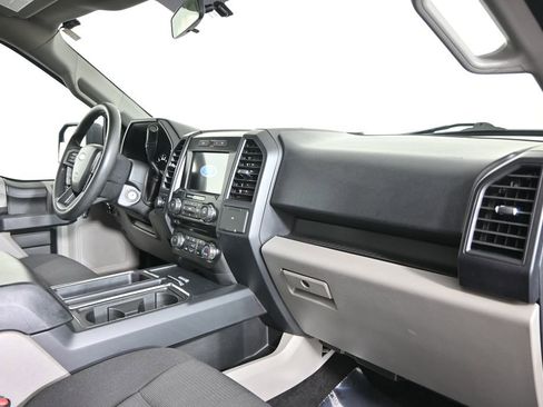 Used 2017 Ford F150 XL w/ Equipment Group 101A Mid AWD/4WD image 15