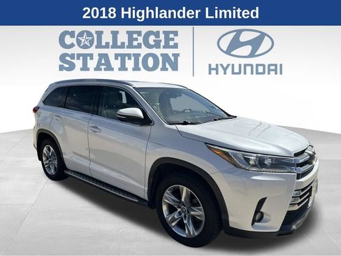 Used 2018 Toyota Highlander Limited FWD image 1