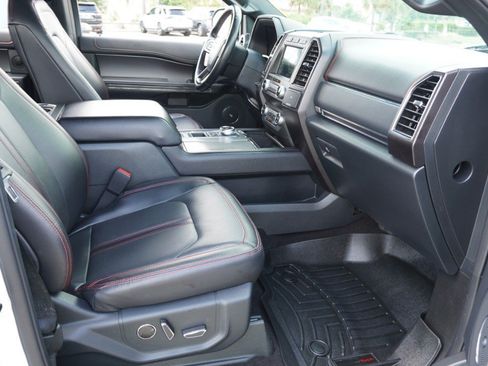 Used 2021 Ford Expedition Limited RWD image 15