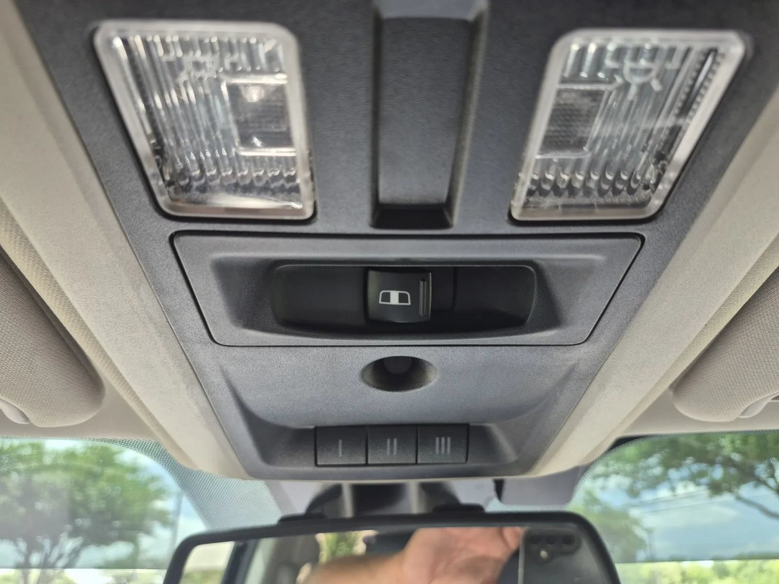 Used 2014 RAM 1500 Laramie RWD image 30