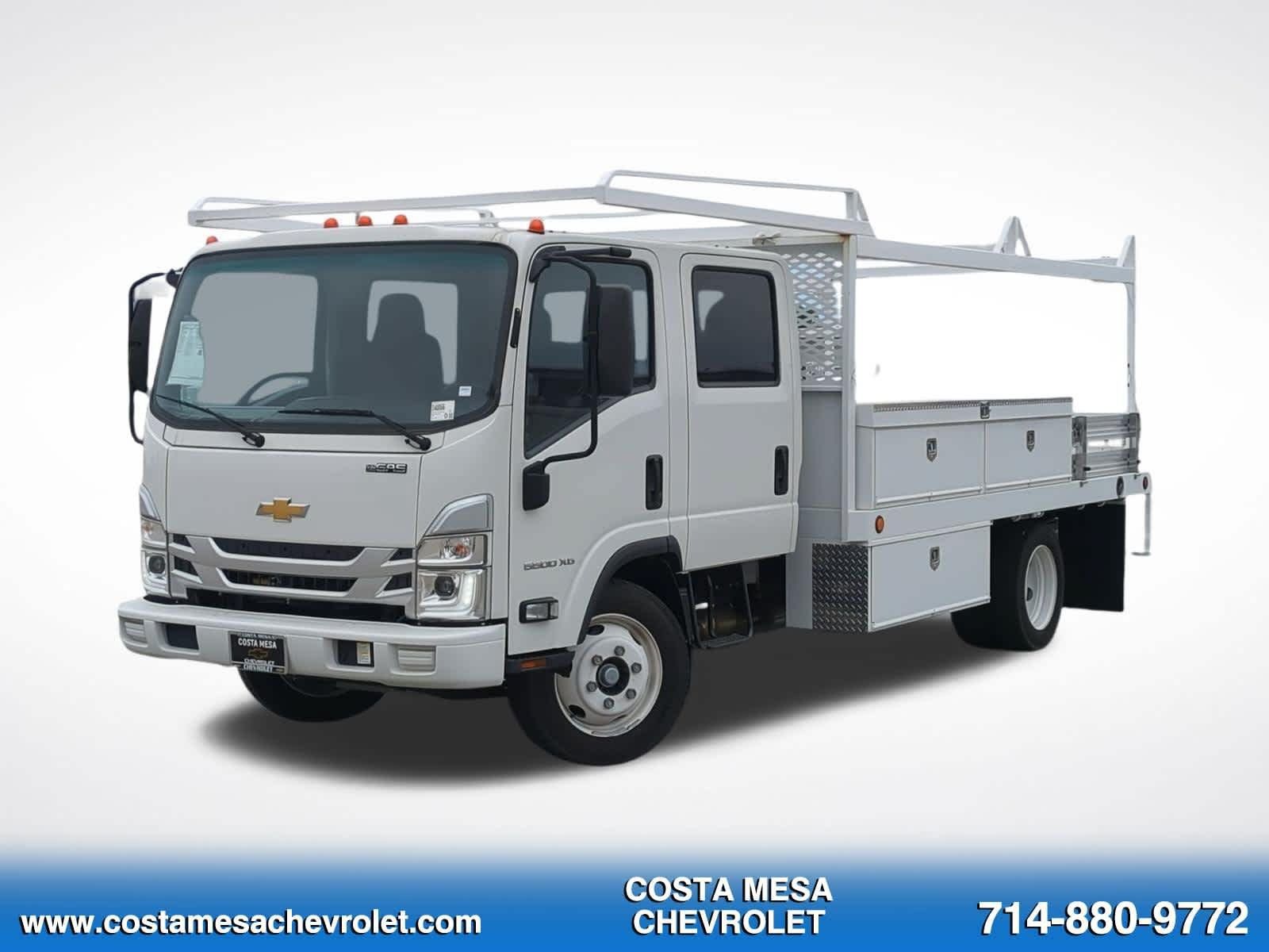 New 2024 Chevrolet Low Cab Forward 5500XG RWD image 1