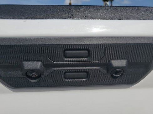 New 2026 GMC Sierra 1500 SLT RWD image 15