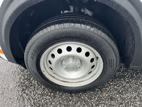 Used 2022 Ford Maverick XL image 15