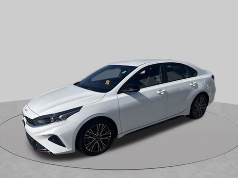 Used 2023 Kia Forte GT-Line FWD image 4