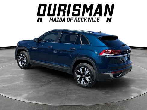 Used 2022 Volkswagen Atlas Cross Sport SE image 4