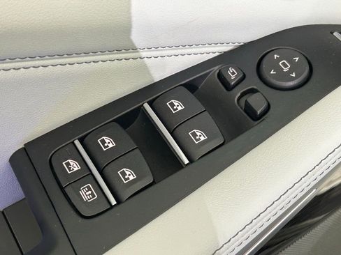 Used 2026 BMW X7 xDrive40i AWD/4WD image 43
