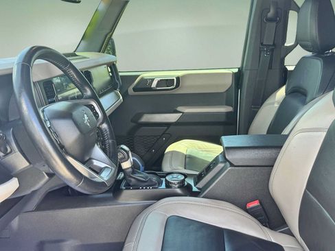Used 2022 Ford Bronco Wildtrak AWD/4WD image 24