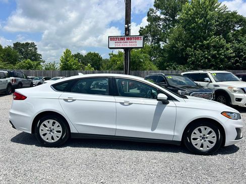 Used 2020 Ford Fusion S FWD image 3