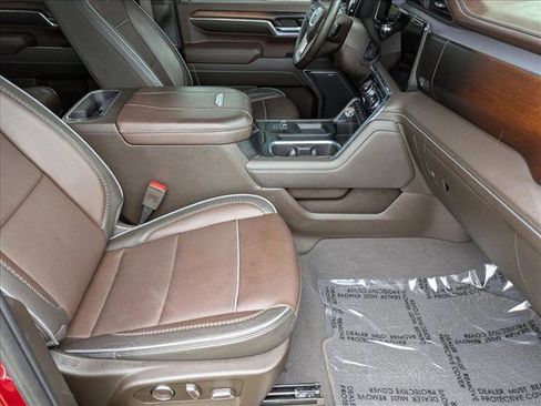 Used 2024 GMC Sierra 2500 Denali w/ Denali Reserve Package image 20