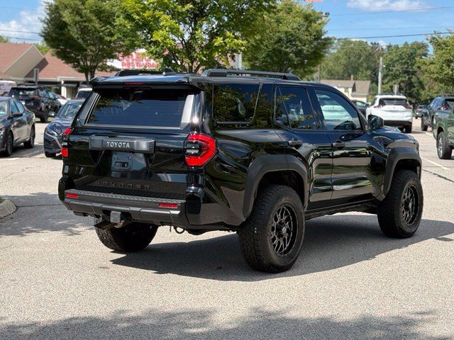 Used 2025 Toyota 4Runner SR5 AWD/4WD image 5