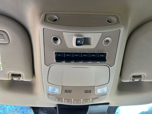 Used 2020 Ford F250 Lariat w/ Chrome Package image 17