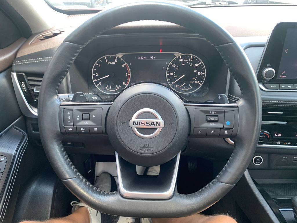 Used 2021 Nissan Rogue SV w/ Premium Package AWD/4WD image 14