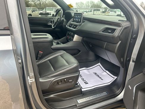 Used 2021 Chevrolet Tahoe Z71 w/ Z71 Signature Package image 17