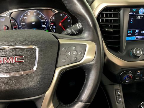 Used 2018 GMC Acadia Denali w/ Technology Package AWD/4WD image 12