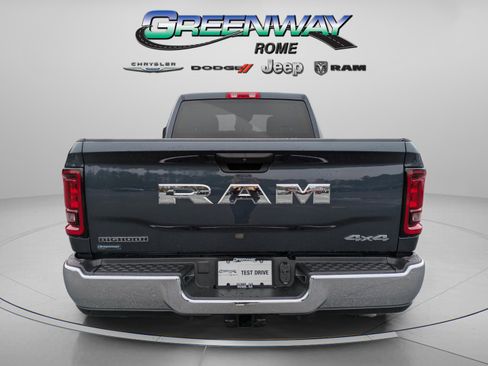 New 2026 RAM 2500 Big Horn AWD/4WD image 6